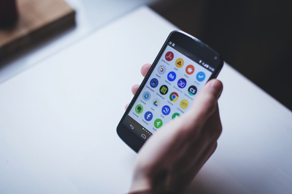 É preciso que os profissionais de Trade Marketing entendam que a tecnologia é sinônimo de agilidade para a informação e que devem usar todos os recursos disponíveis para o sucesso de sua estratégia.