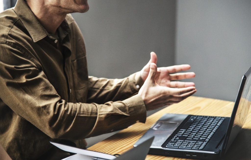 Você já se sentiu perdido sobre qual estratégia seguir ou sem saber o que fazer para melhorar a performance da empresa? Calma. Você não é o único. Muitos profissionais de Trade Marketing passam por esse tipo de angústia diariamente.